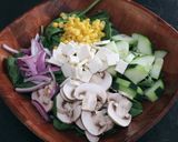 Foto del paso 4 de la receta: Ensalada con pollo