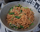Foto langkah ke 4 dari resep Mie Goreng "Atom Bulan".
