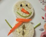 स्नोमैन सैंडविच (snowman sandwich recipe in hindi) रेसिपी चरण 3 फोटो