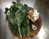 皇宮菜炒菇菇的食譜步驟1照片