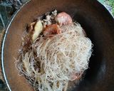 รูปขั้นตอนการทำที่ 5 ของ กุ้งอบวุ้นเส้น