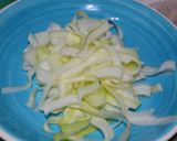 Foto del paso 2 de la receta Tallarines de calabacín al pesto