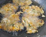 Foto langkah ke 6 dari resep Bakwan Sayur Renyah & Tahan Lama.