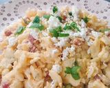 Túrós tojásos nokedli sonkával és medvehagymával recept fázis 8 fotója