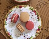 Foto langkah ke 27 dari resep Macaron - Red Velvet ft Tiramisu.