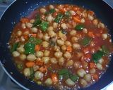 A picture of step 3 of Chickpea pasta.