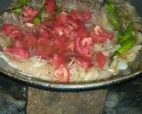 A picture of step 4 of Bhindi fry.