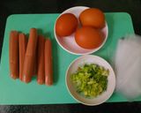 Foto langkah ke 1 dari resep Sosis Telur (SosTel).