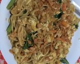 Foto langkah ke 4 dari resep Mie nyemek santan.