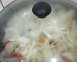 Foto langkah ke 4 dari resep Tumis Jamur Tiram Orak Arik Telur.