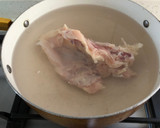 Foto del paso 1 de la receta: Consomé con huevo