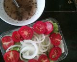 Hình bước làm 2 của món Salad giấm táo cà chua