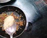 ஹோட்டல் ஸ்டைல் கொத்து புரோட்டா (Kothu parotta recipe in tamil) ரெசிபி ஸ்டேப் 3 புகைப்படம்