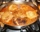 Foto del paso 4 de la receta: MUSLOS DE POLLO A LA CAZADORA (CHASSEUR), FRANCÉS. JON STYLE