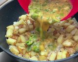 A picture of step 2 of Potatoes and eggs recipe "CULINATES".