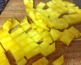 Foto del paso 1 de la receta: Elixir de piña, zanahoria, jengibre y cúrcuma