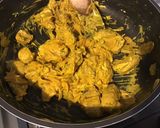 Une image de l'étape 7 de Sot l’y laisse aux girolles,oignon de roscoff et crème de curcuma.