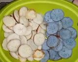 Foto langkah ke 8 dari resep Serabi Mini Kuah Kinca - Dengan Pewarna Alami Bunga Telang.