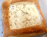 Foto del paso 3 de la receta: Hojaldre con boquerón y queso provolone