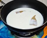 A picture of step 2 of Shahi Makhana Kheer.