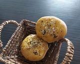 عکس مرحله 3 از دستور نان سیب زمینی و پیاز داغ در سرخ کن بدون روغن(یه خوشمزه ی مناسب افطاری و حتی سحری)