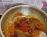 A picture of step 2 of Kaju curry.