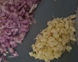 Foto del paso 2 de la receta: Risotto de trompetas de la muerte con gorgonzola