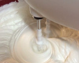Foto del paso 5 de la receta: Pastel helado de galletas oreo