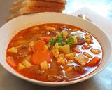 Gulyás 😋 recept fázis 7 fotója
