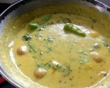 A picture of step 2 of Stuff veg in besan with besan kadhi.