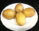 Foto del paso 1 de la receta: Panceta con patata y pimientos de Piquillo