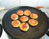 A picture of step 2 of Tasty crispy left over rice tikki.
