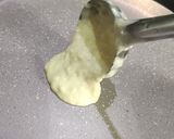 A picture of step 3 of Banana pancakes.