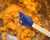 A picture of step 7 of Clapshot (root mash).
