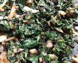 Foto del paso 4 de la receta: Espinacas con salsa maggy