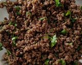 صورة لخطوة 2 من وصفة ڨراتان البطاطا و اللحم المفروم 🥔🥘
