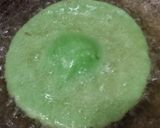 Foto langkah ke 5 dari resep Kue Cucur Pandan.