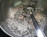 கேரளா உள்ளி தீயல் (Kerala Ulli theyal Recipe in Tamil) ரெசிபி ஸ்டேப் 2 புகைப்படம்