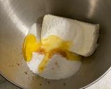 A picture of step 3 of Chessmen Banana Pudding Pie.
