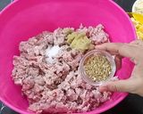 A picture of step 3 of Chapli kabab (Peshawari Kebab).