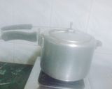 A picture of step 15 of Instant rava idli.