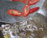 Foto langkah ke 3 dari resep Bubur Cumi Cumi 🐙.