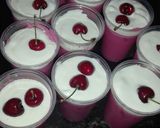 Foto del paso 3 de la receta: Postre de gel con leche y frutilla