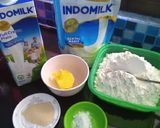 Foto langkah ke 1 dari resep Chigiri Condensed Milk Bread.