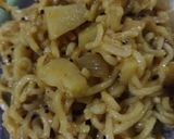 A picture of step 4 of Maggi.