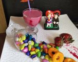 कूल कूल स्ट्रॉबेरी शेक(cool cool strawberry shake recipe in hindi) रेसिपी चरण 5 फोटो