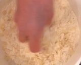 Une image de l'étape 2 de Crumble aux prunes et amandes.