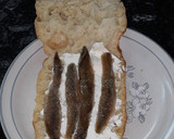 Foto del paso 1 de la receta: Bocata con anchoas, queso y algas wakame