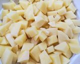 Tejfölös burgonyaleves recept fázis 1 fotója