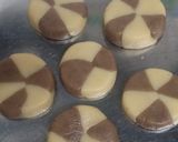 A picture of step 3 of Chocolate biscuit cookies.